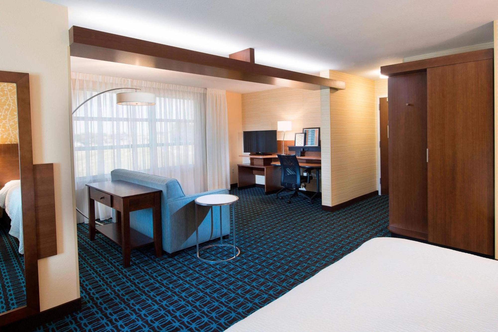 Fairfield Inn & Suites By Marriott Скотсблъф Екстериор снимка