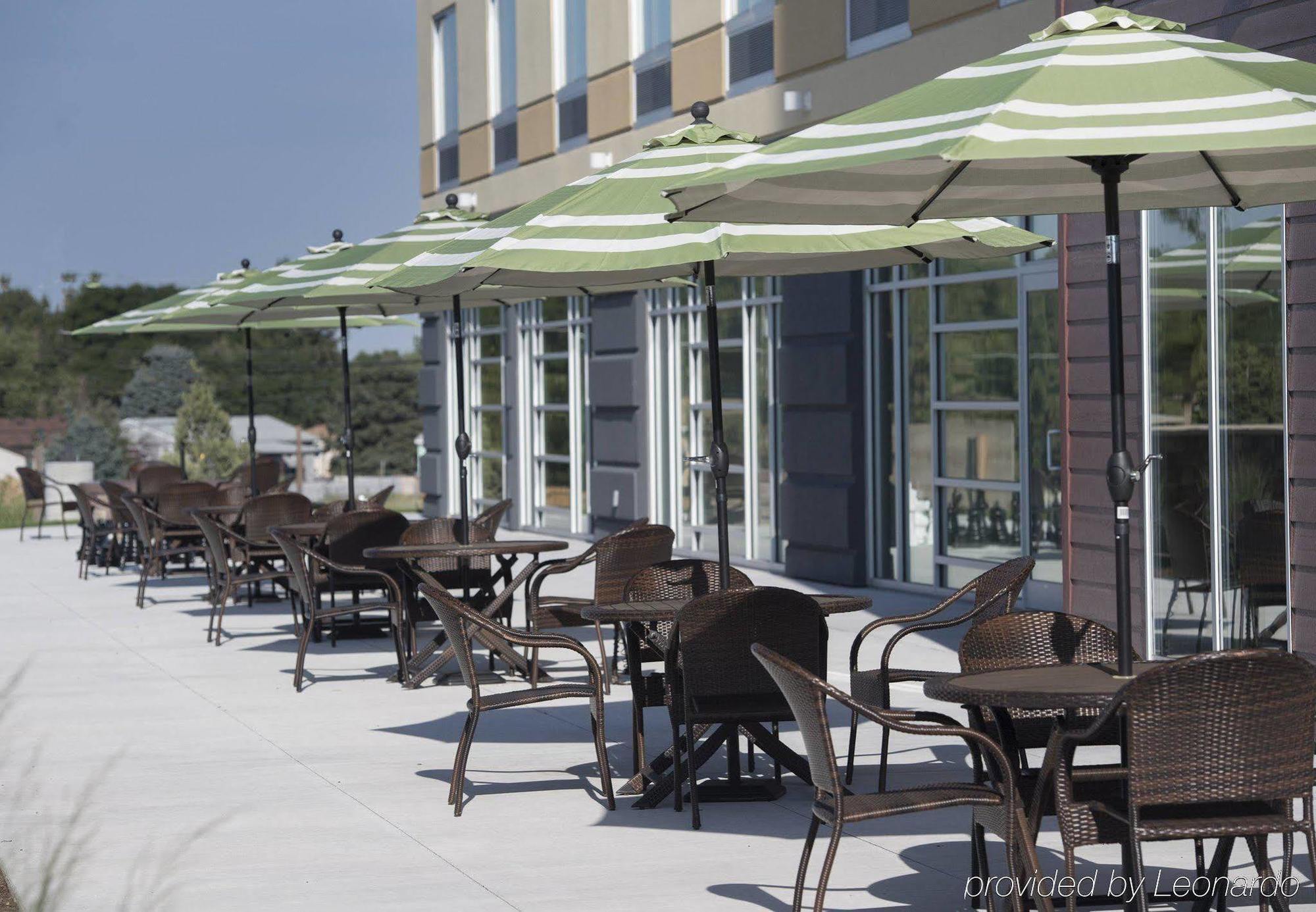 Fairfield Inn & Suites By Marriott Скотсблъф Екстериор снимка